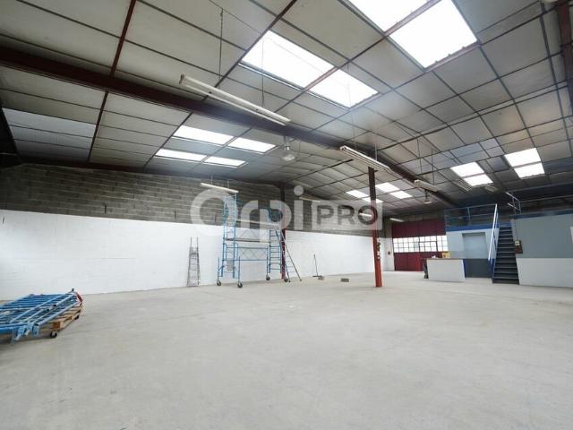 Local Commercial location à La Tour-du-Pin, Villette-d'anthon