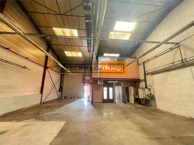 Local Commercial location à Palaiseau, Wissous
