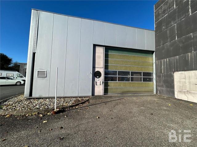 Local Commercial location à Bordeaux, Mérignac