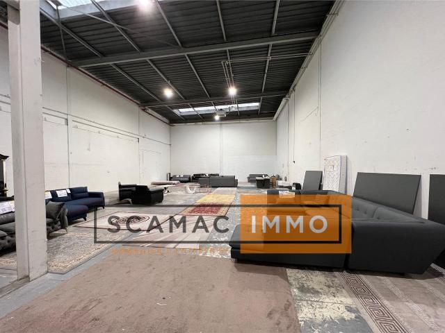 Local Commercial location à Saint-Denis, Aubervilliers