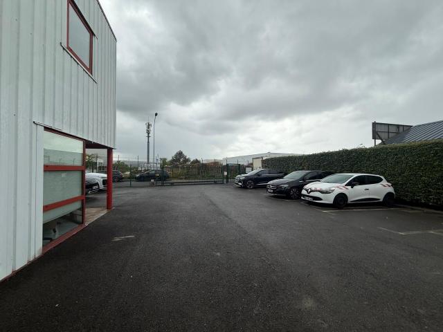 Local Commercial location à Palaiseau, Brétigny-sur-orge