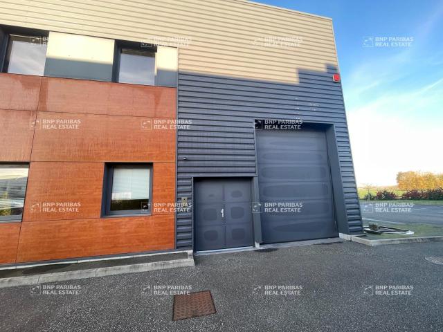 Local Commercial location à Rambouillet, Méré