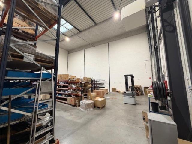 Local Commercial location à Nanterre, Villeneuve-la-garenne