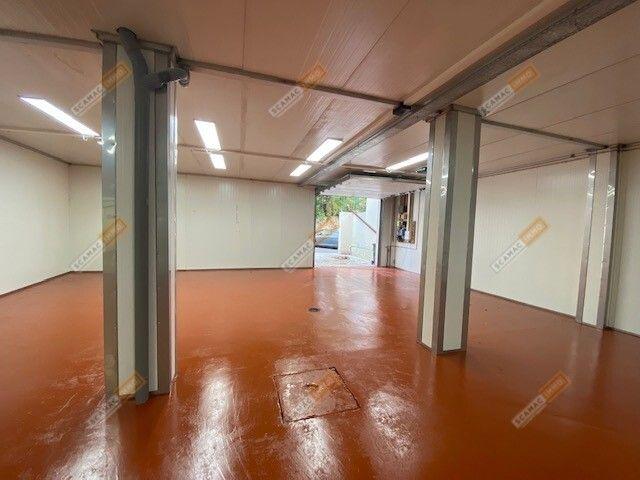 Local Commercial location à L'Haÿ-les-Roses, Ivry-sur-seine