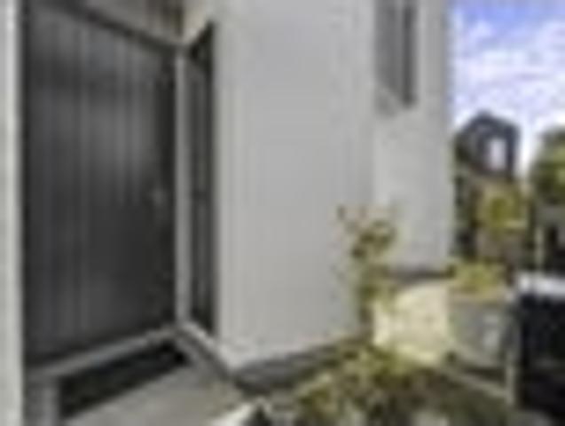 House for sale in Paremoremo, Oroua County