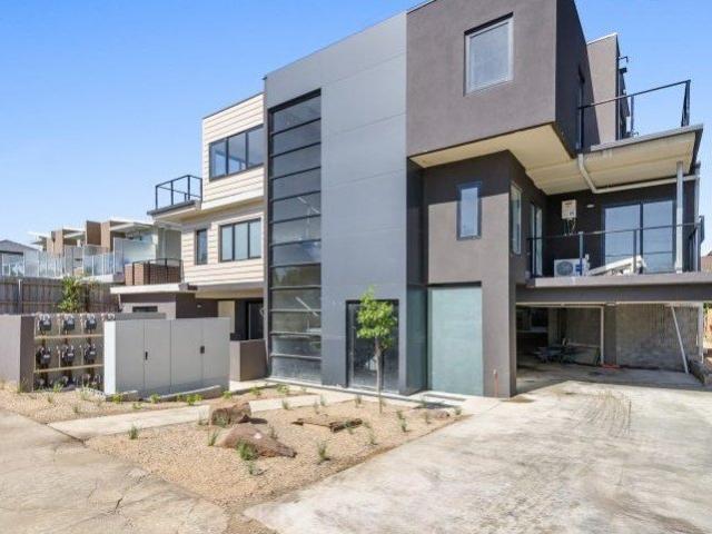 Apartment for rent in Boronia, Melbourne