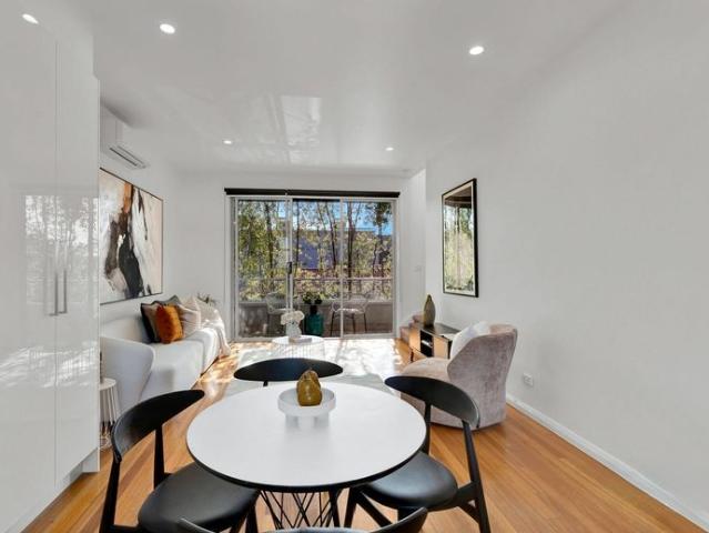 Townhouse for rent in Camerons Creek, Victoria