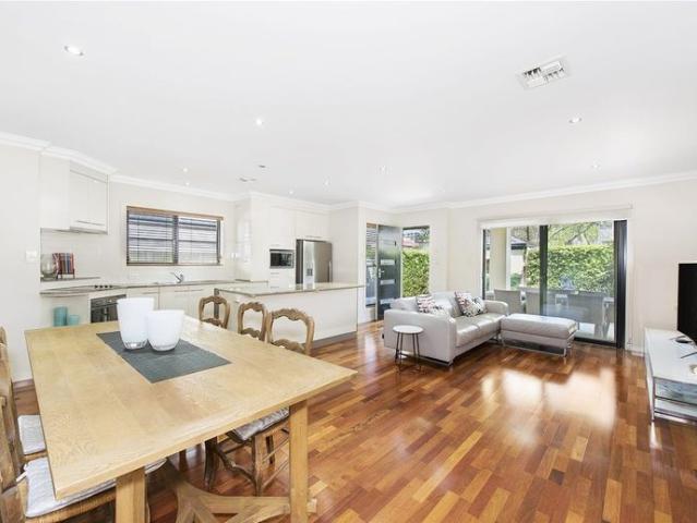 Townhouse for rent in Toombul, Queensland