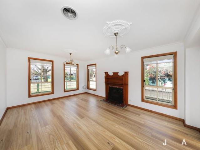 Townhouse for rent in Camerons Creek, Victoria