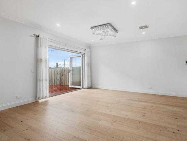 Townhouse for rent in Camerons Creek, Victoria