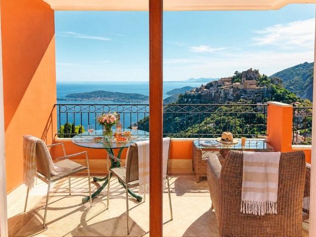 Appartement location à Èze-Bord-de-Mer, Èze