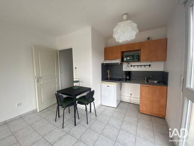 Studio location à Quartier Est, Hénin-Beaumont