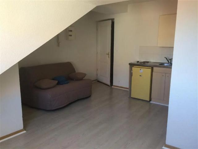 Studio location à Valence