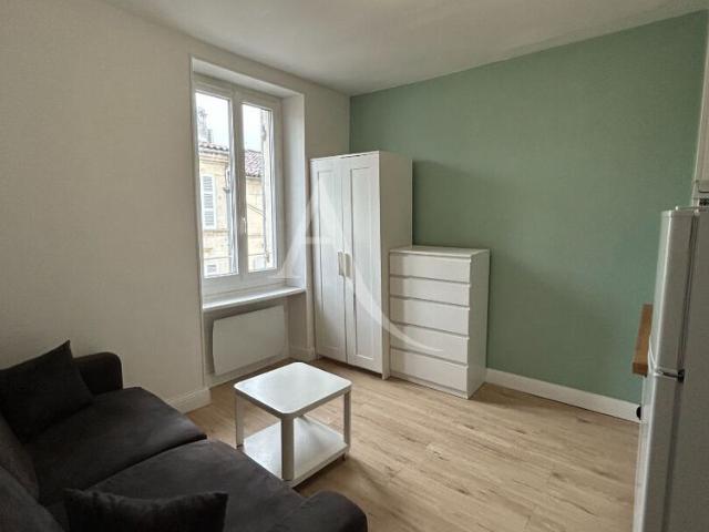 Appartement location à Faubourg des Carmes, Jonzac