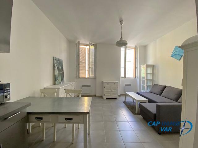 Appartement location à Arrondissement de Toulon, Le Beausset