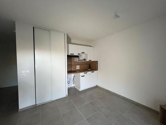 Appartement location à Grasse, Carros