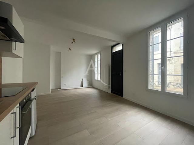 Appartement location à Saint-Vivien, Saintes