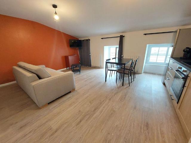 Appartement location à Saint-Jean-d'Angély, Saint-jean-d'angély