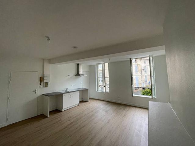 Appartement location à Fontenay-le-Comte, Fontenay-le-comte