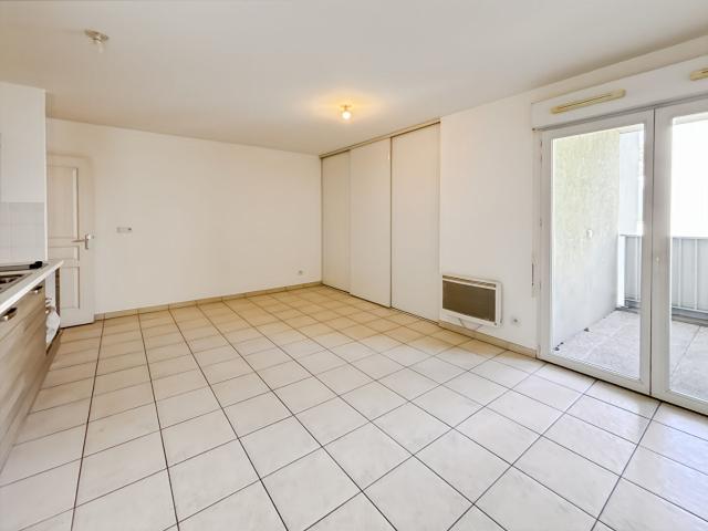 Studio location à Grasse, Antibes