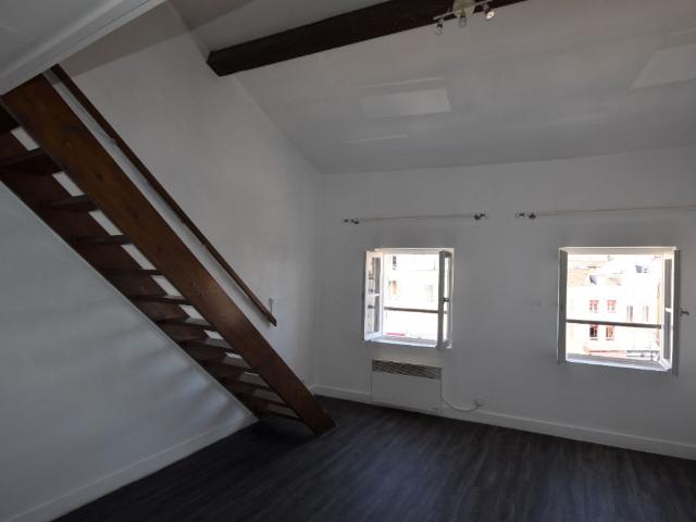 Studio location à Pontoise