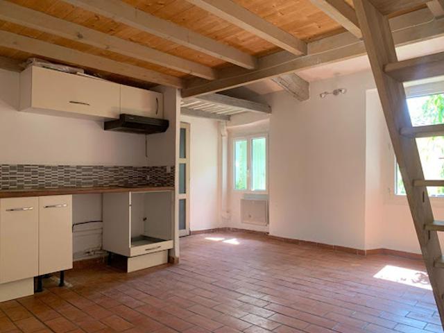Appartement location à Aix-en-Provence, Lambesc