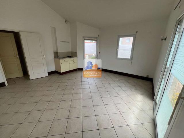 Studio location à Nantes, Bouguenais