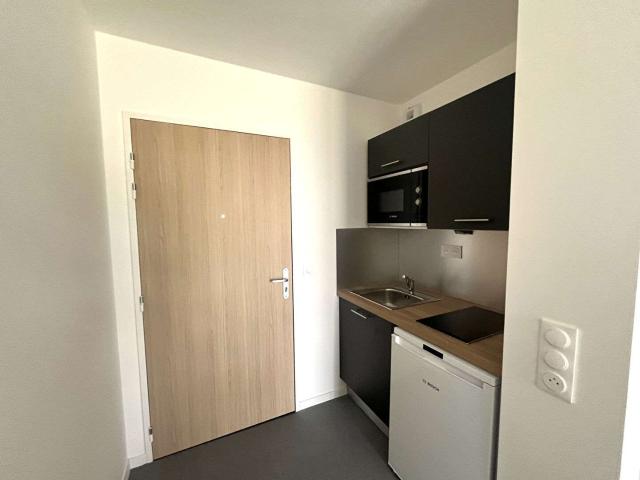 Studio location à Caen, Colombelles