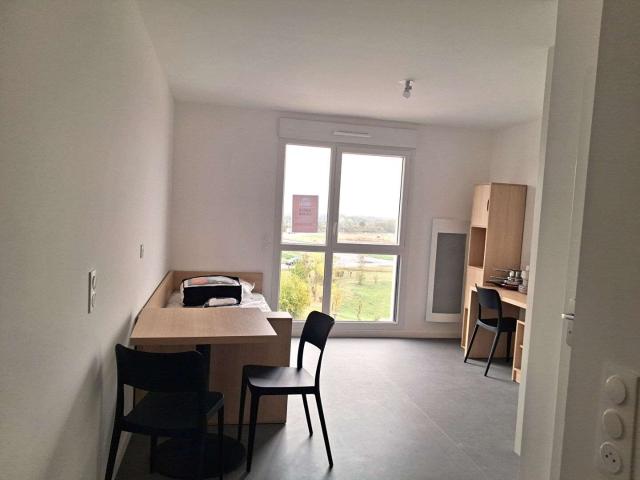 Studio location à Colombelles, Calvados