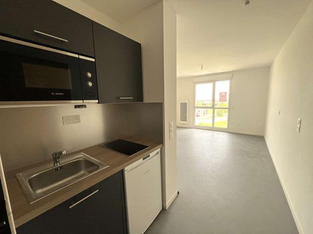 Studio location à Caen, Colombelles