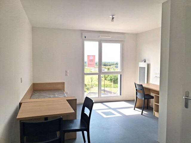 Studio location à Caen, Colombelles