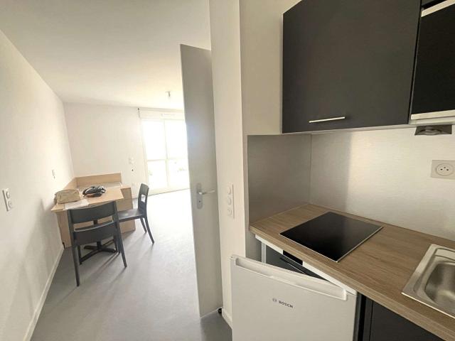 Studio location à Caen, Colombelles