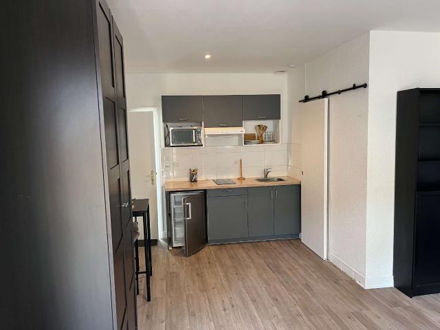 Studio location à Caen, Douvres-la-délivrande