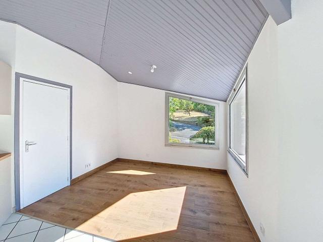 Studio location à Cholet, Drain