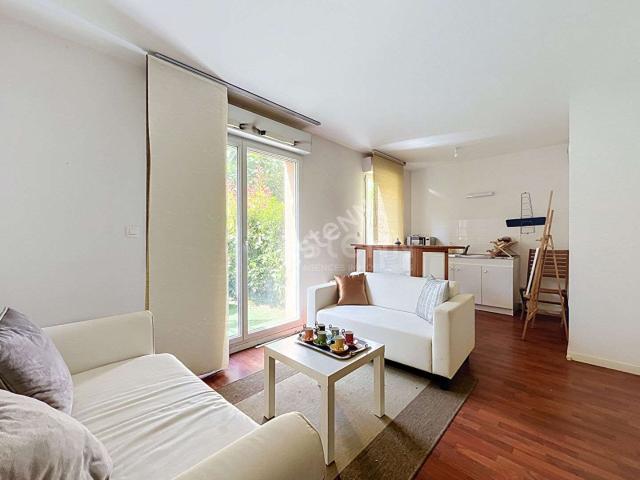 Studio location à Nantes, La Chapelle-sur-erdre