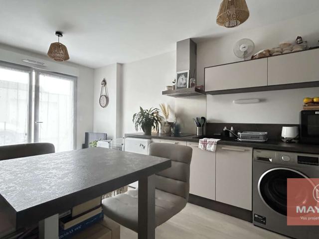 Studio location à Laval