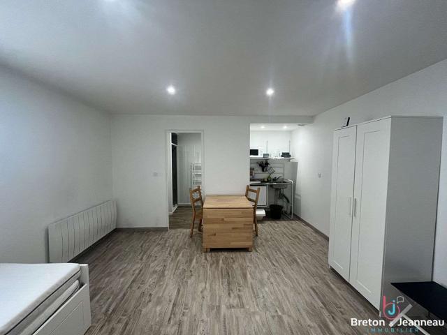 Studio location à Laval