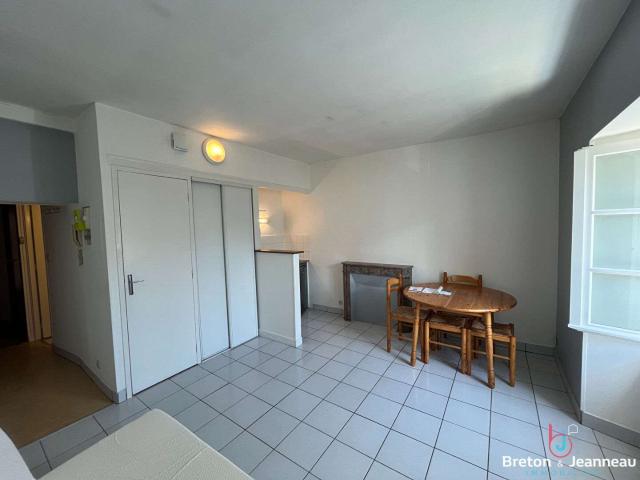 Studio location à Laval