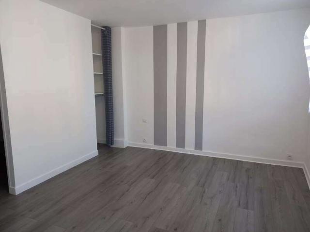 Studio location à Laval