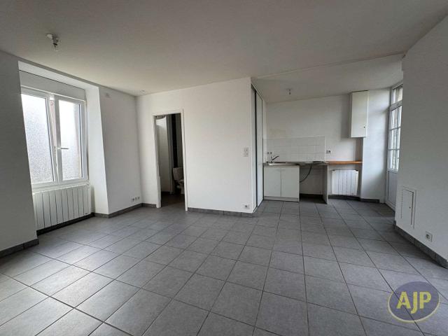 Studio location à Nantes, Lège