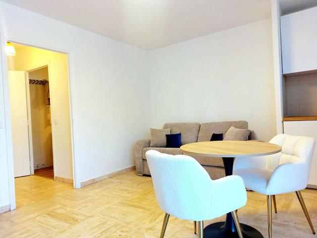 Appartement location à Le Cottage, Mandelieu-la-Napoule