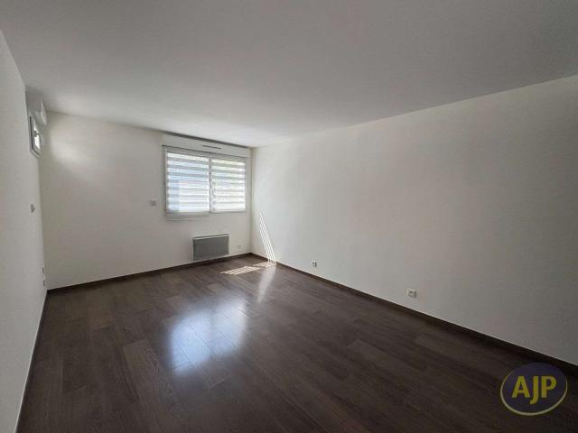 Studio location à Nantes