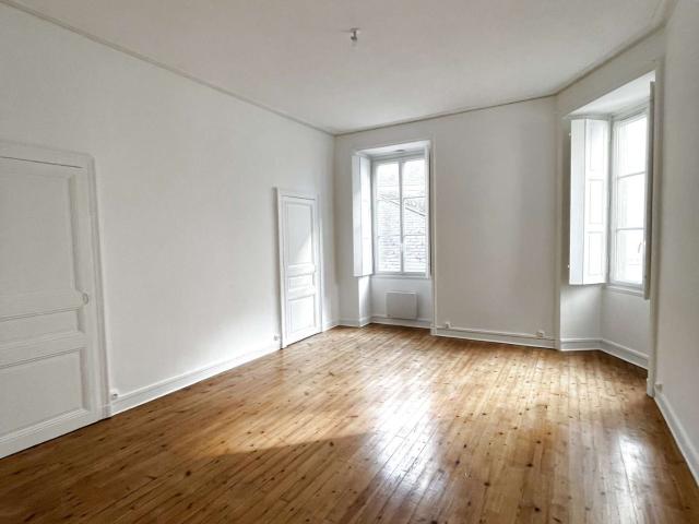 Studio location à Nantes