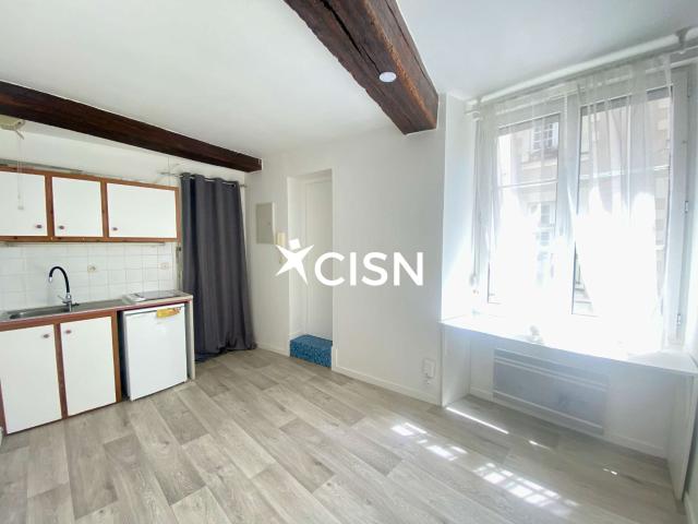 Studio location à Nantes