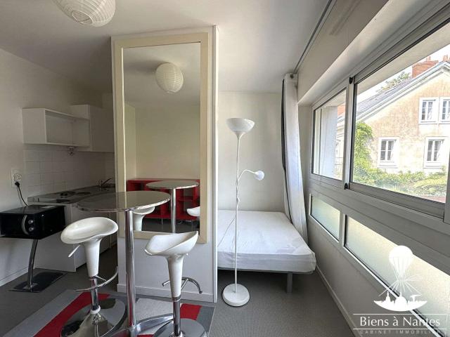 Studio location à Nantes