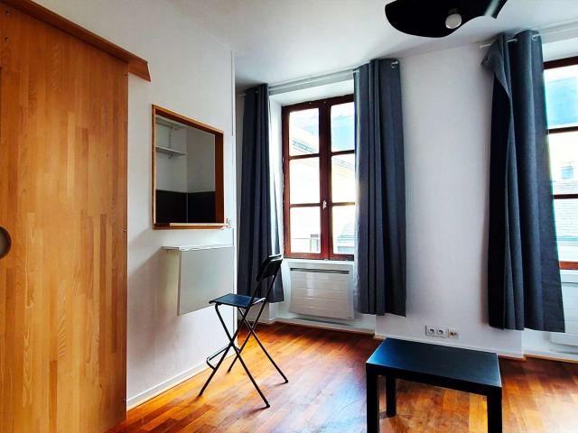 Studio location à Nantes
