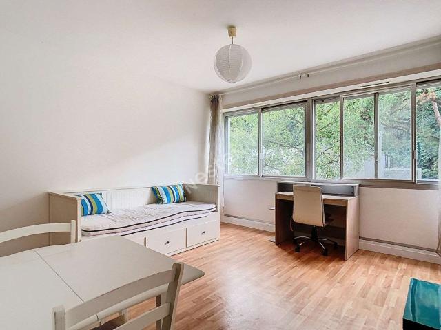 Studio location à Nantes