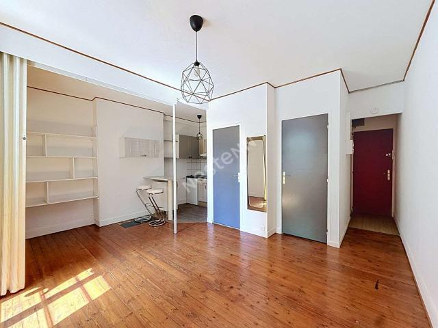Studio location à Nantes