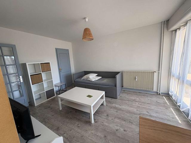 Studio location à Saint-Brieuc, Bretagne