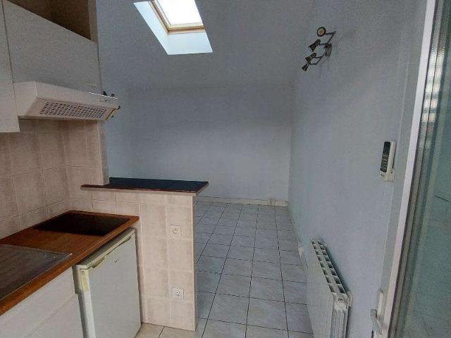 Studio location à Bordeaux, Talence